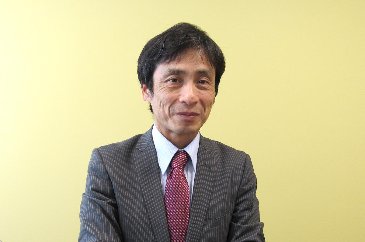 内田 氏